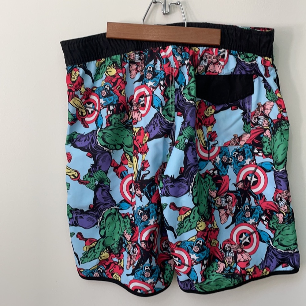 Marvel swim trunks Comic's Avengers Super Hero - Picture 2 of 8